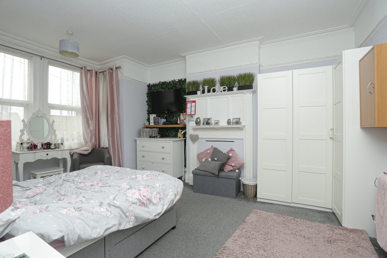 Properties Sold Subject to Contract in Madeira Road Margate