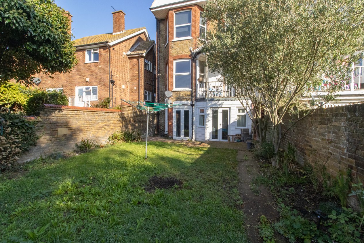 Properties For Sale in Madeira Road Margate