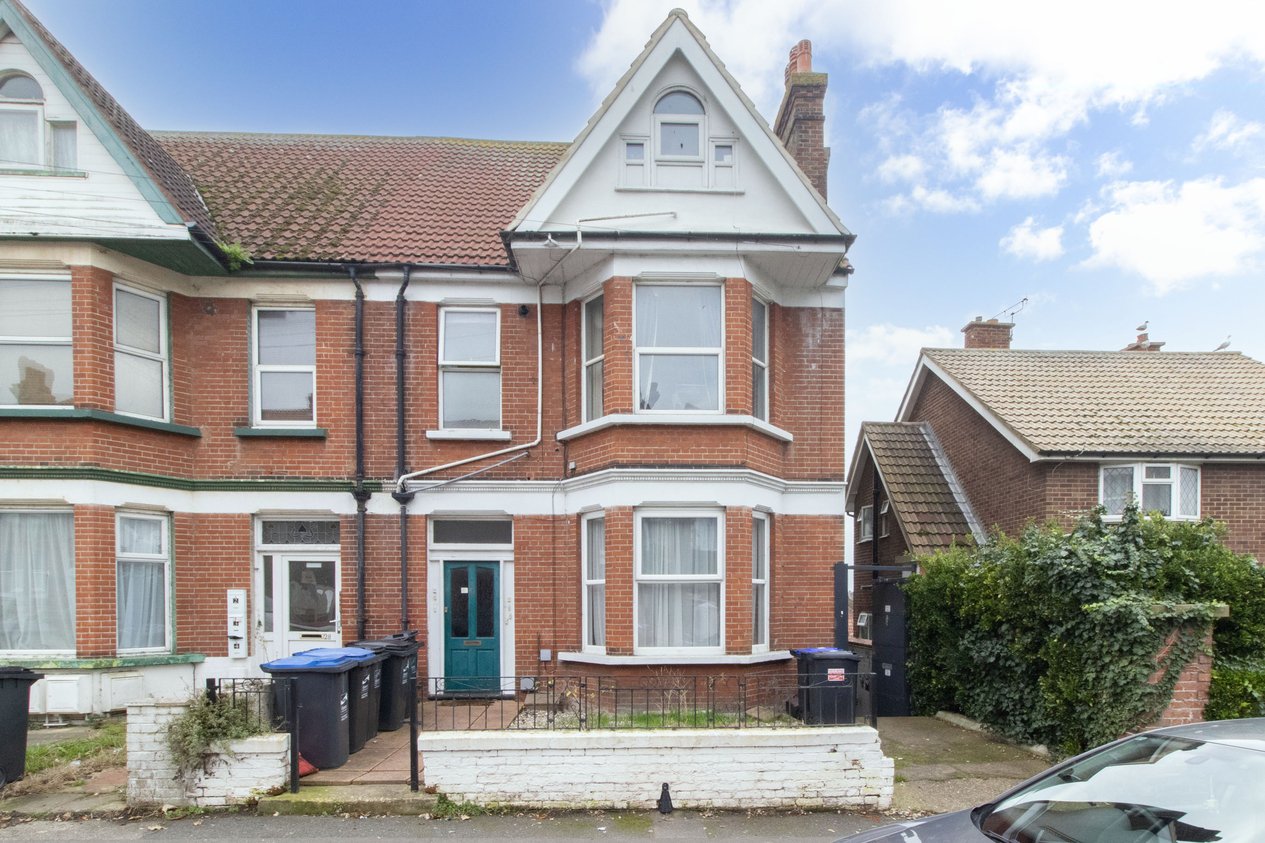 Properties For Sale in Madeira Road Margate