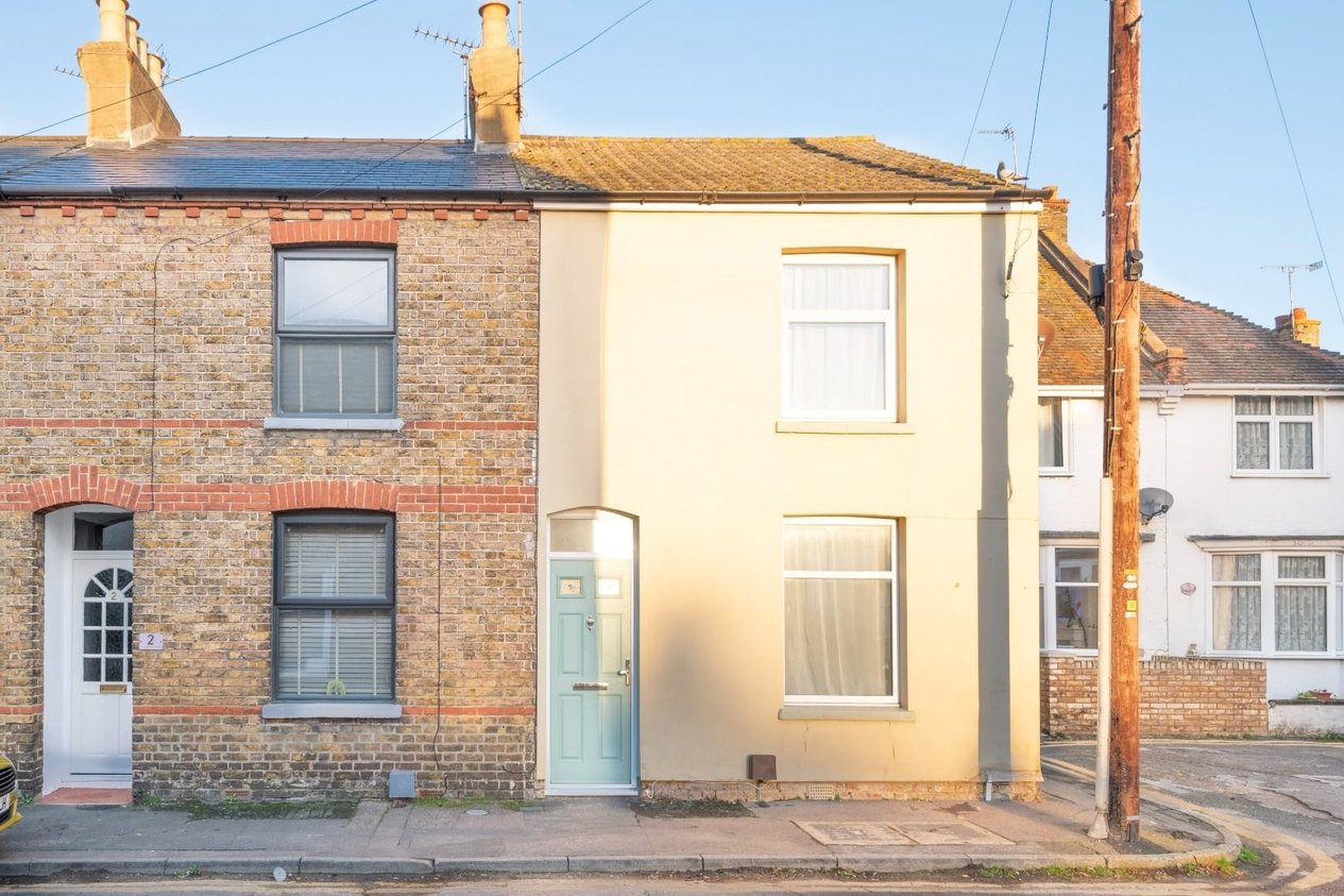 Properties Sold Subject To Contract in Magdala Road 