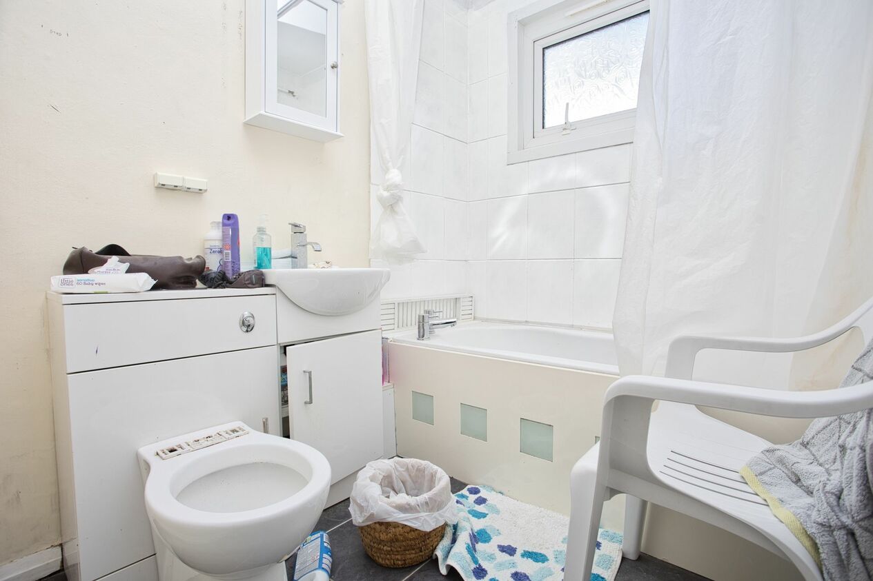 Properties Sold Subject To Contract in Magness Road  Deal