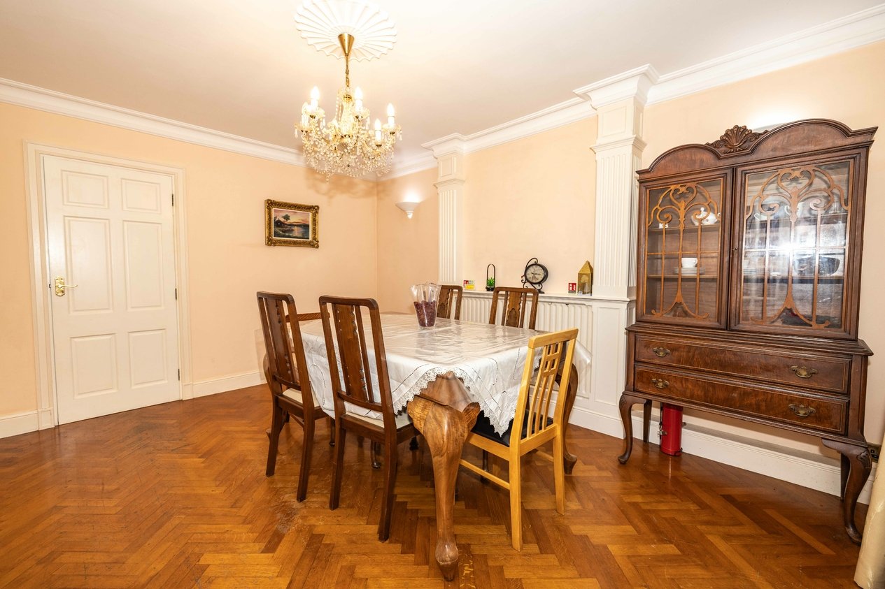 Properties For Sale in Mandeville Road Canterbury
