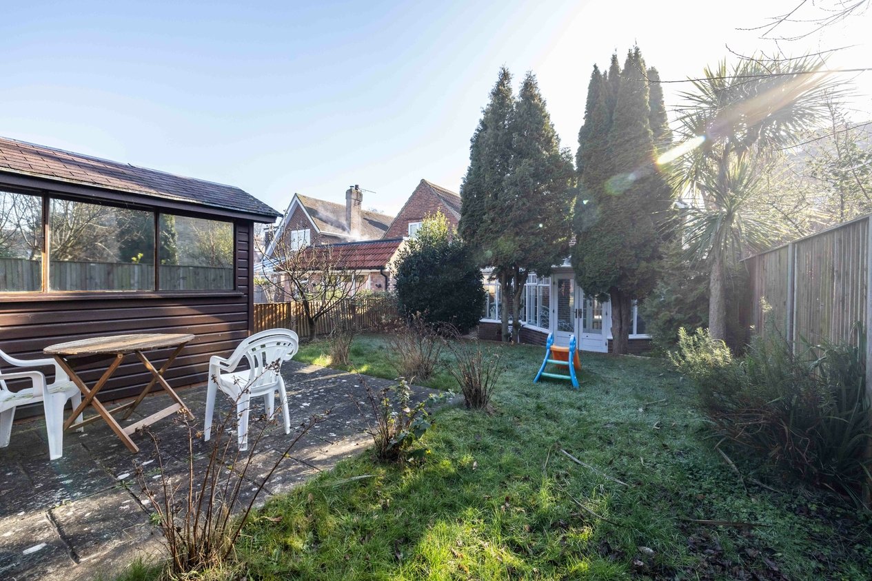 Properties For Sale in Mandeville Road Canterbury