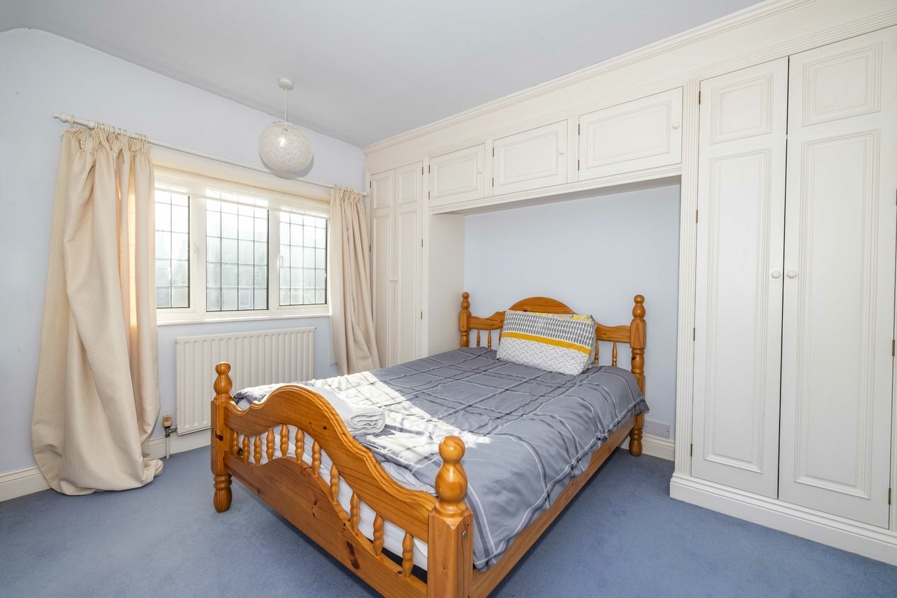 Properties For Sale in Mandeville Road Canterbury