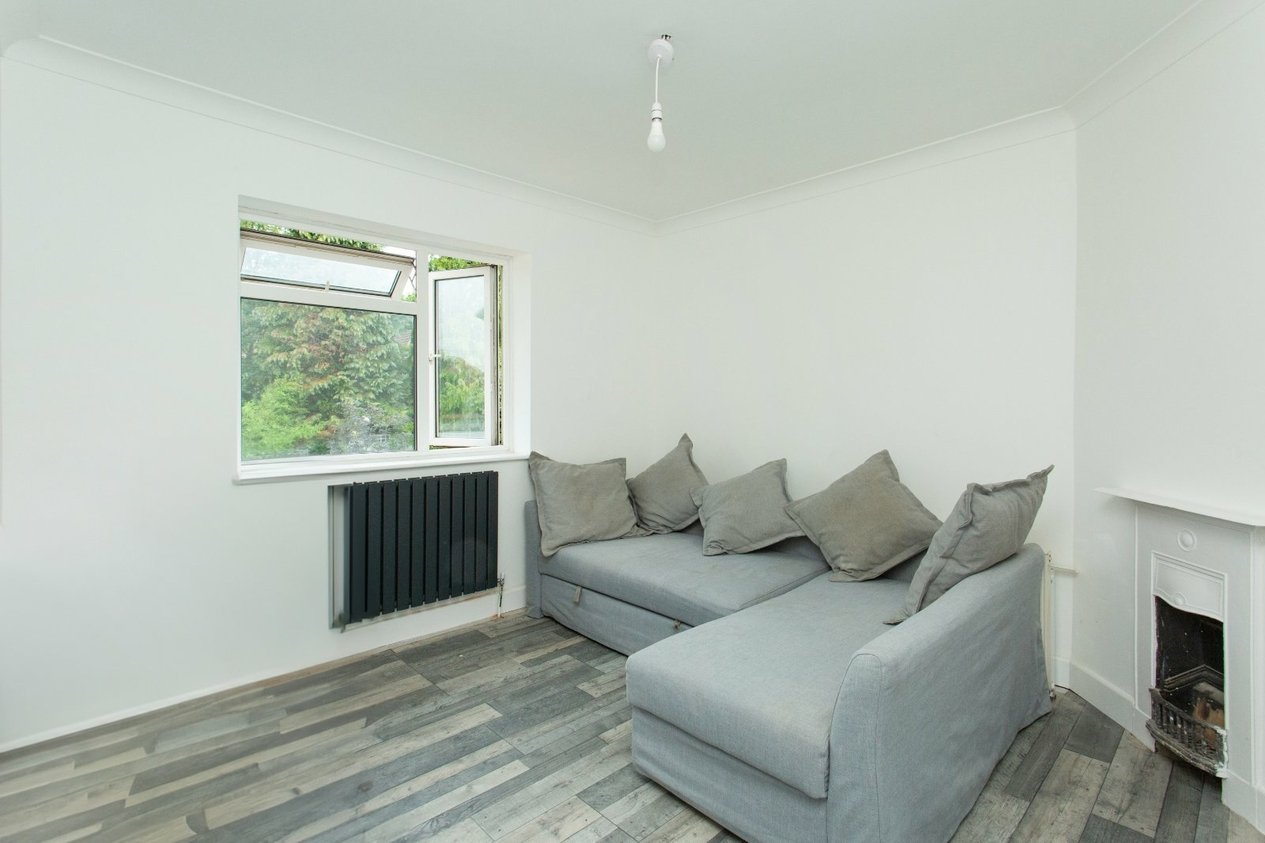 Properties For Sale in Mandeville Road Canterbury