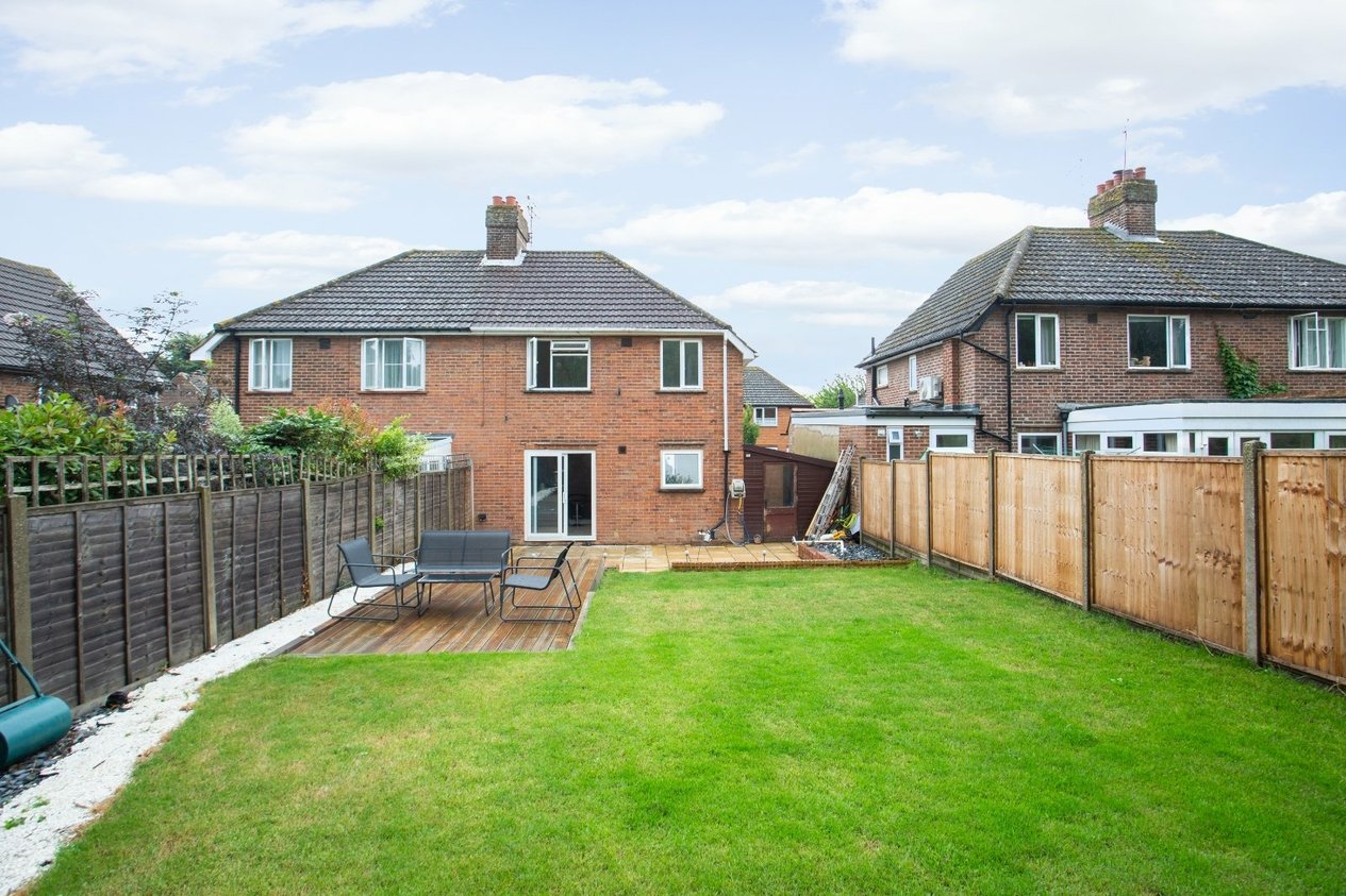 Properties For Sale in Mandeville Road Canterbury