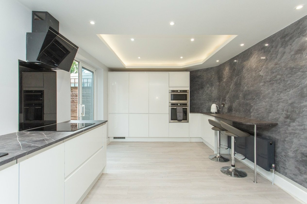 Properties For Sale in Mandeville Road Canterbury