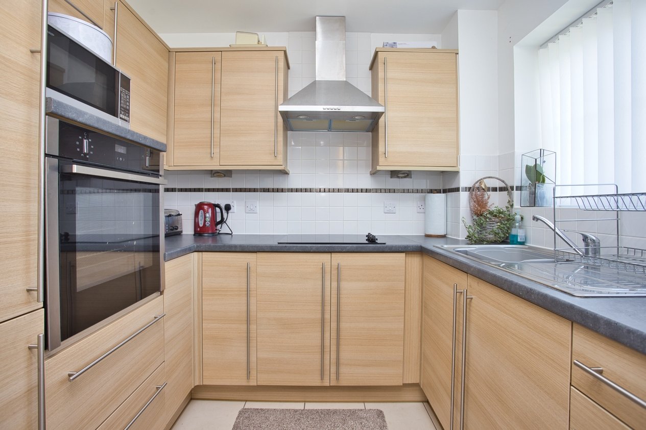Properties For Sale in Manley Close Dover