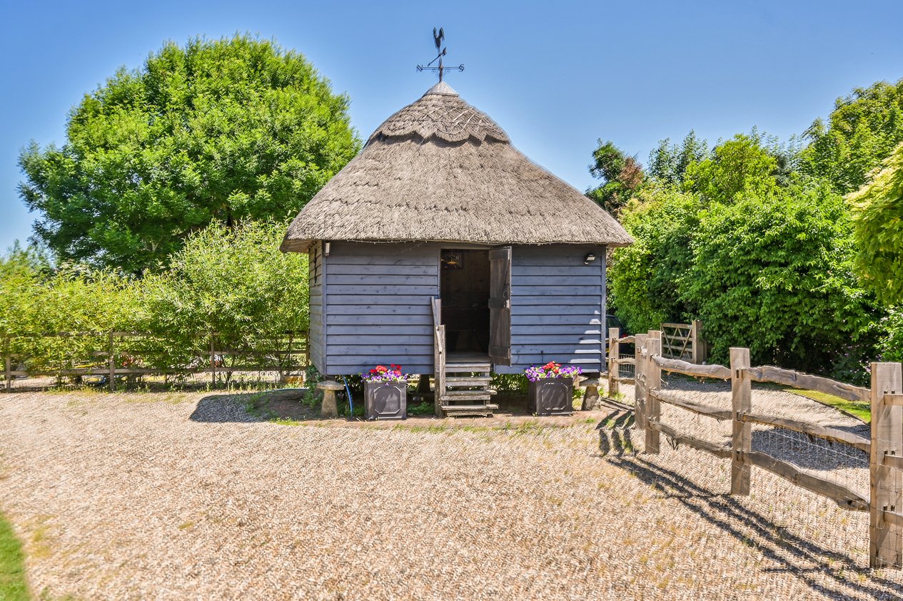 Properties Sold Subject to Contract in Manns Hill Bossingham