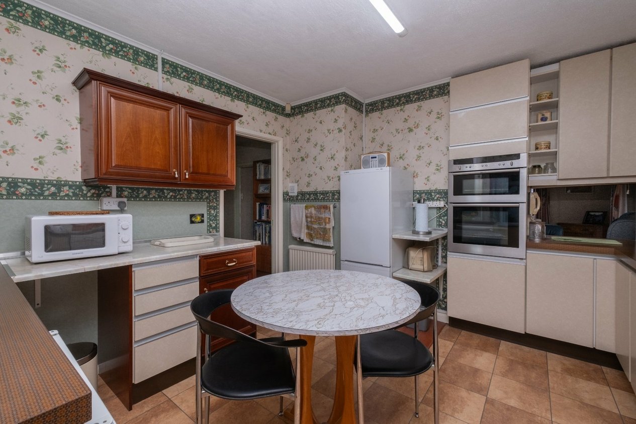 Properties For Sale in Manor Drive Birchington
