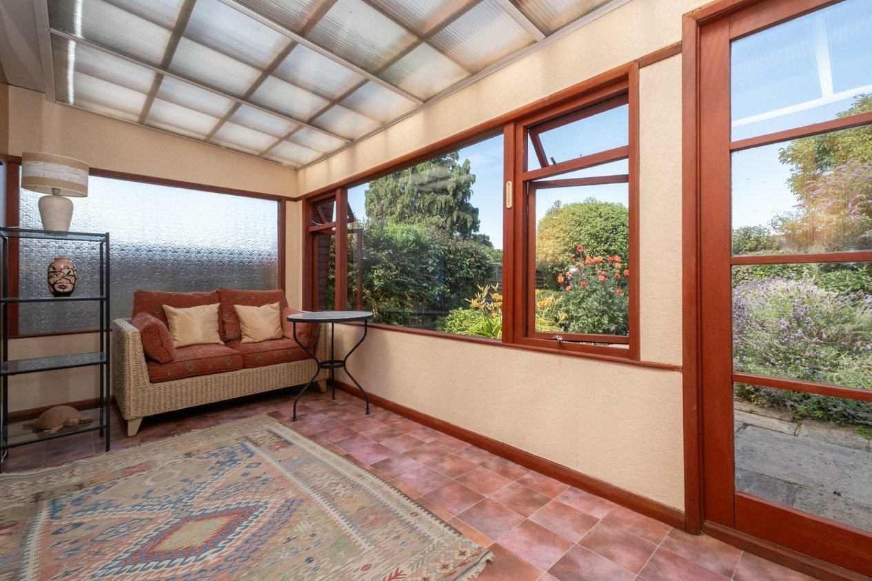 Properties For Sale in Manor Drive Birchington