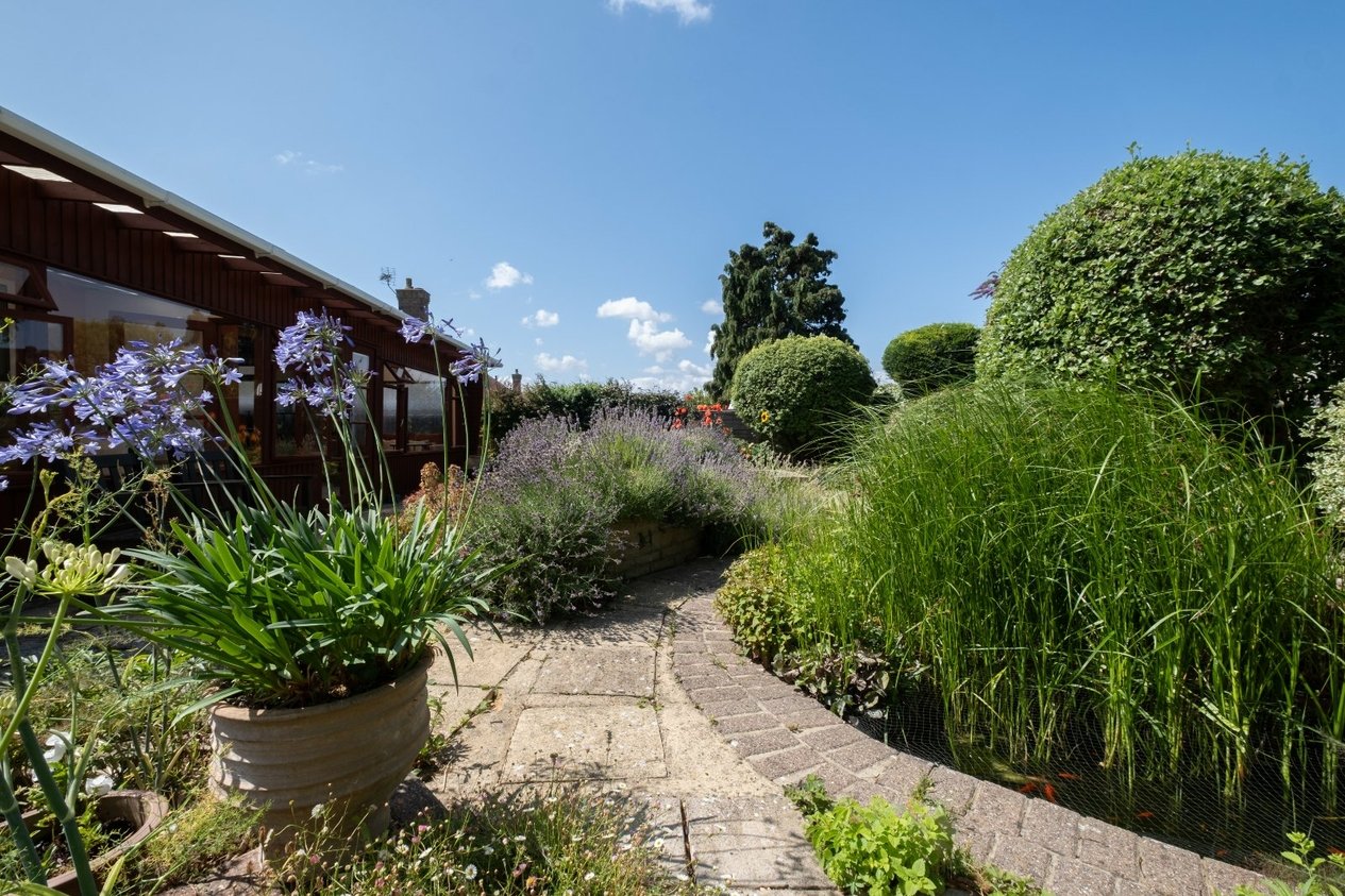 Properties For Sale in Manor Drive Birchington