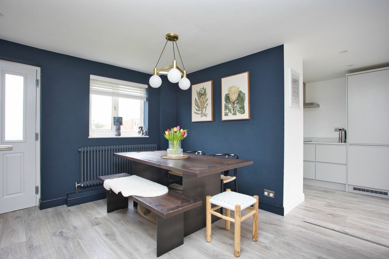Properties For Sale in Manor Road  Deal