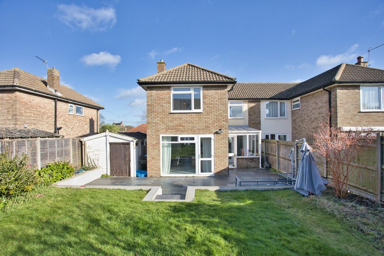 Properties For Sale in Manor Road  Deal