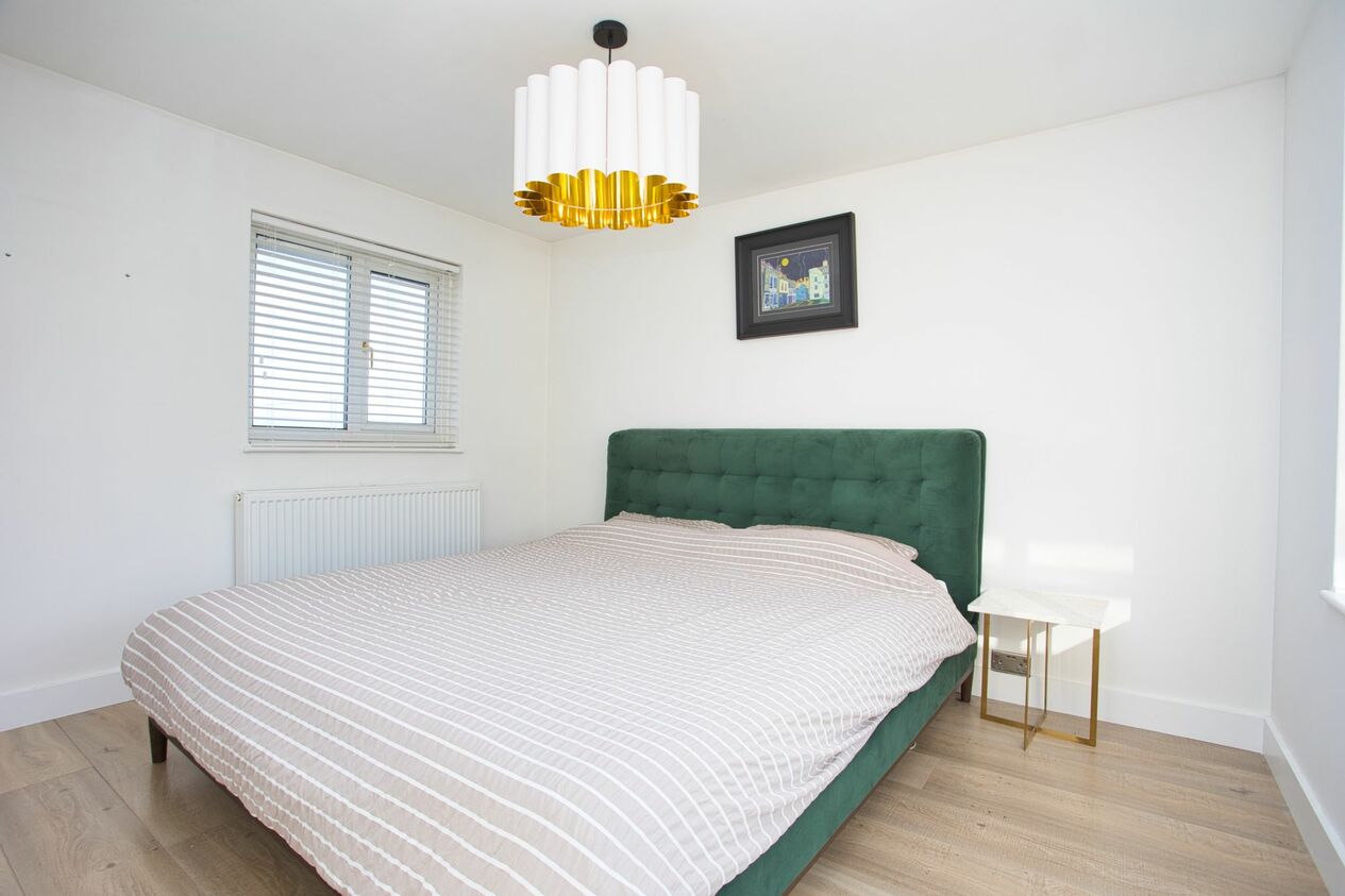 Properties For Sale in Manor Road  Deal