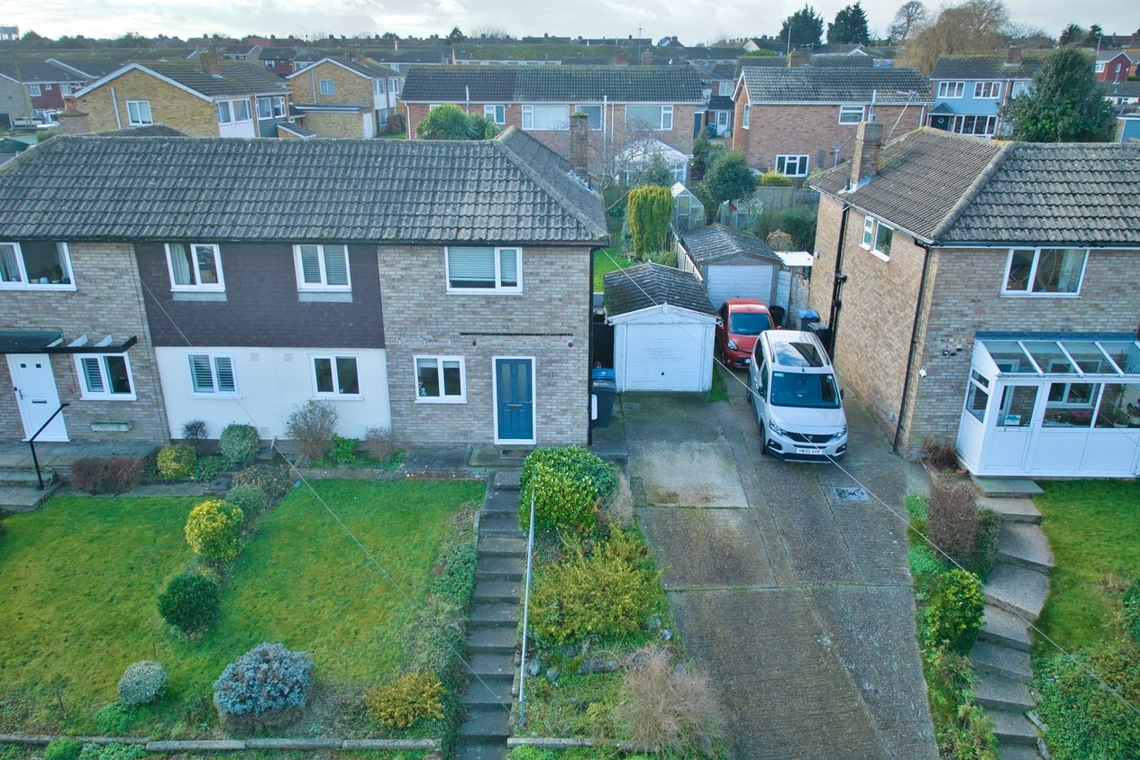 Properties For Sale in Manor Road Deal