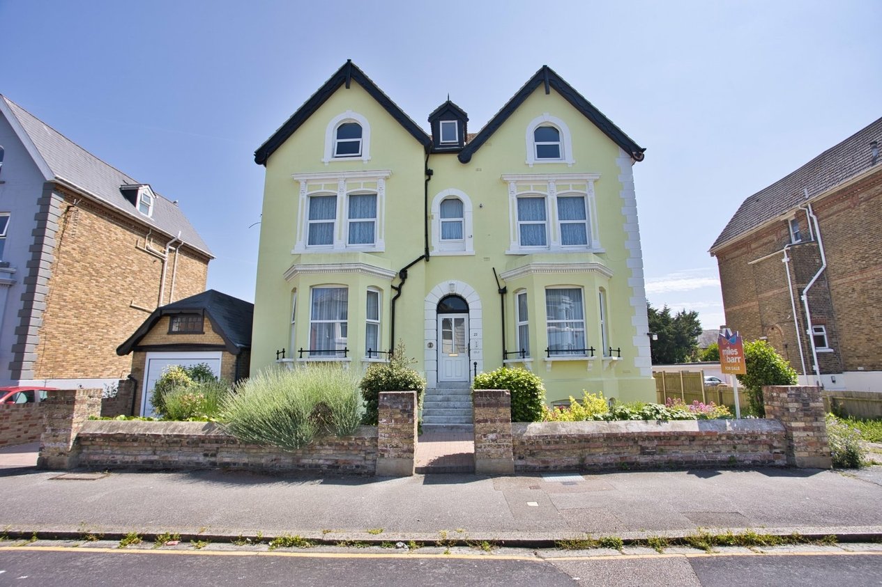 Properties For Sale in Manor Road Folkestone