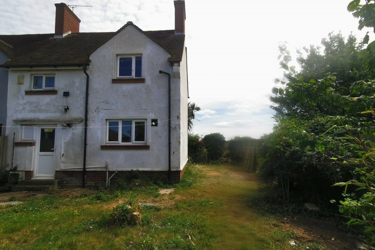 Properties Under Offer in Manston Court Road Ramsgate