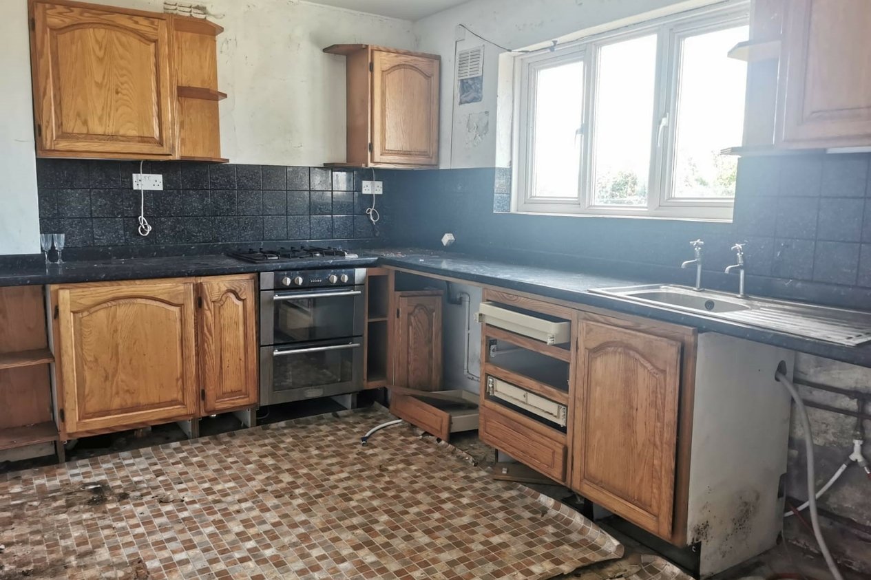 Properties Under Offer in Manston Court Road Ramsgate