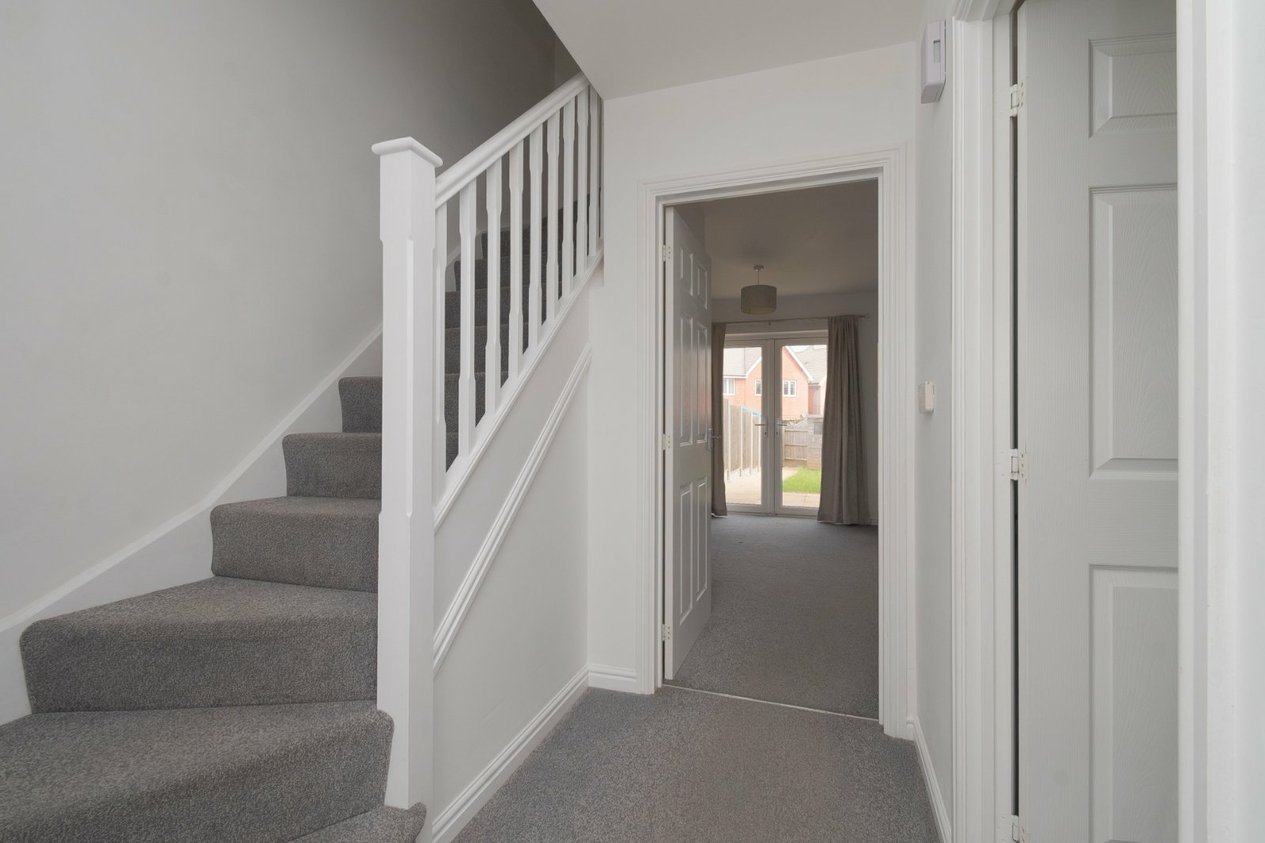 Properties Under Offer in Manston Way Walk Margate