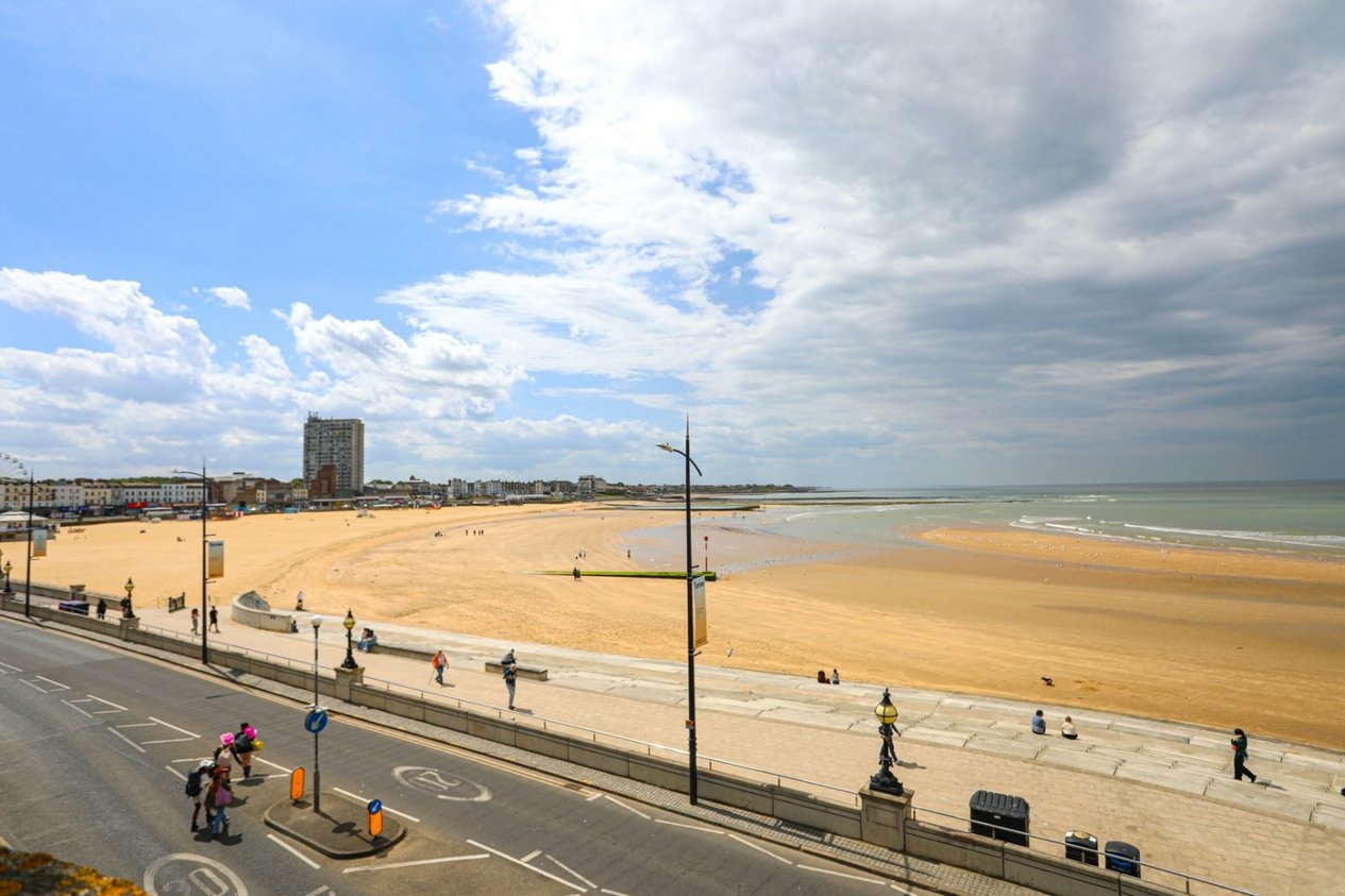 Properties For Sale in Marine Drive Margate