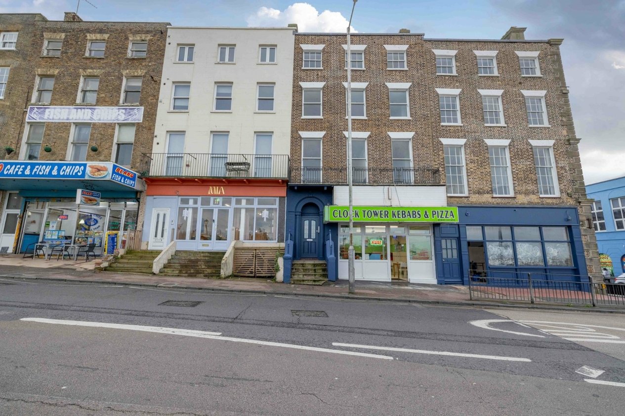 Properties For Sale in Marine Gardens Margate