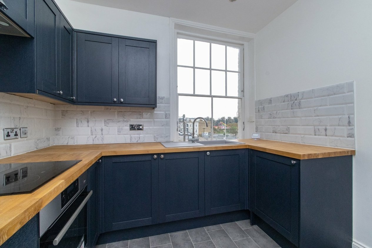 Properties For Sale in Marine Gardens Margate