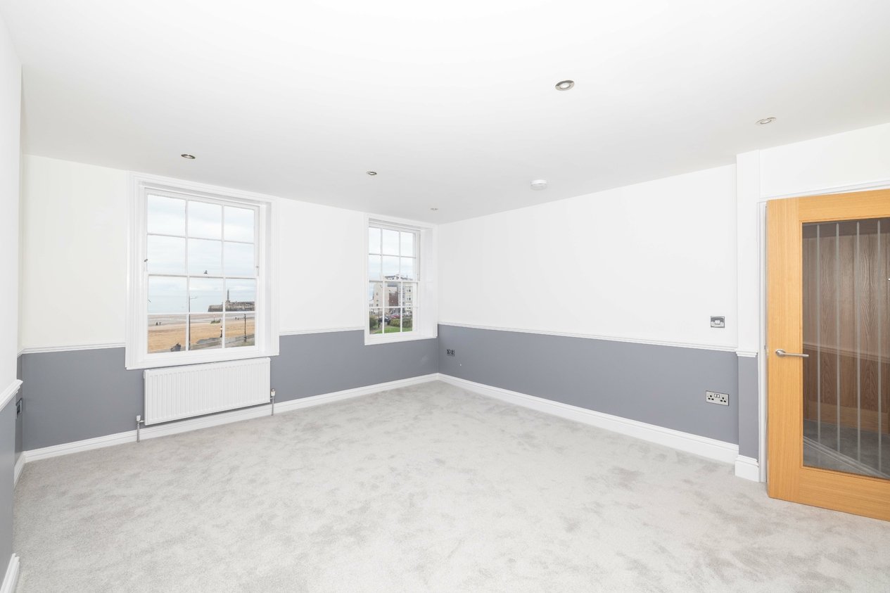 Properties For Sale in Marine Gardens Margate