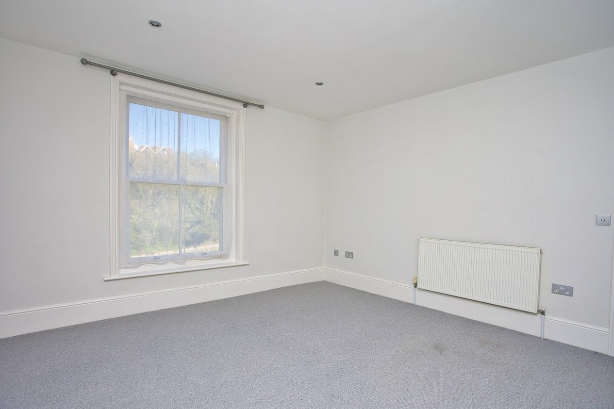 Properties For Sale in Marine Parade Folkestone