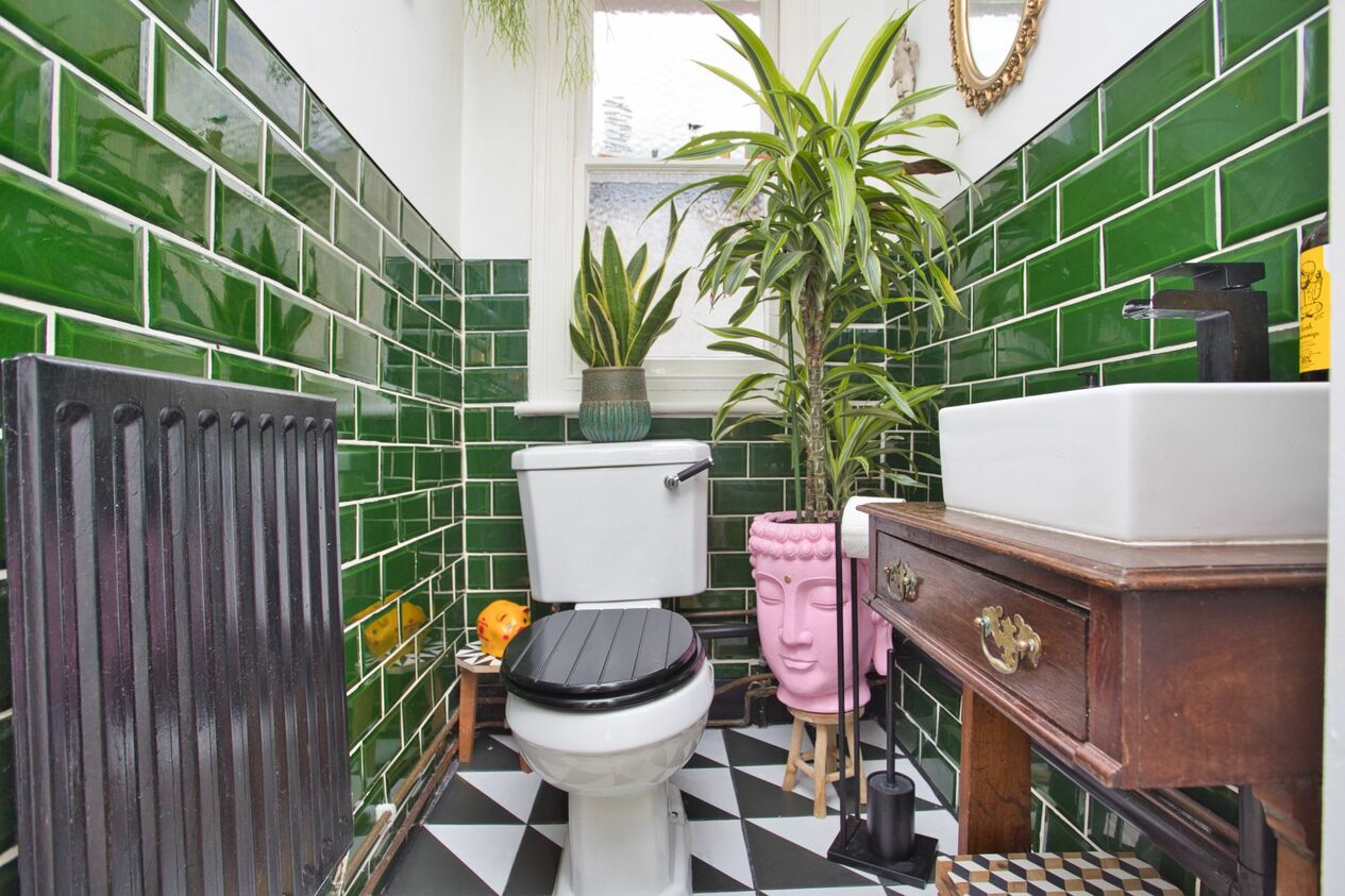 Properties Sold Subject To Contract in Marine Parade  Folkestone