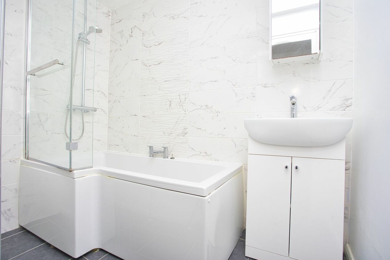 Properties For Sale in Marine Parade  Folkestone