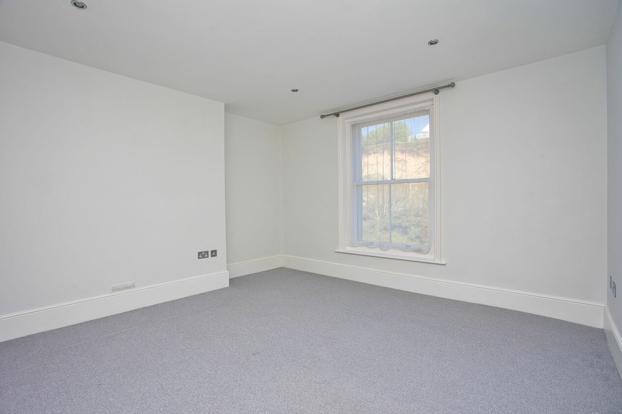 Properties For Sale in Marine Parade  Folkestone