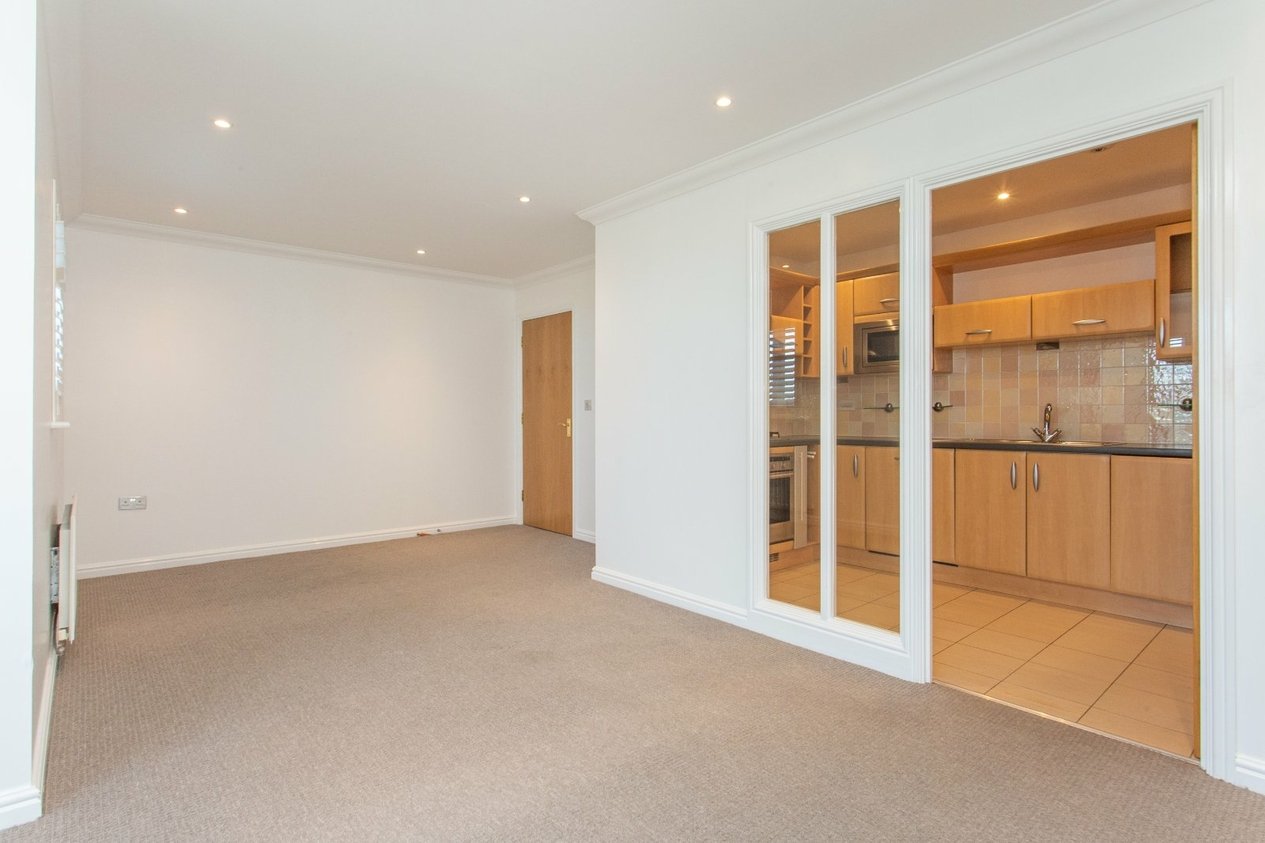 Properties For Sale in Marine Parade Whitstable