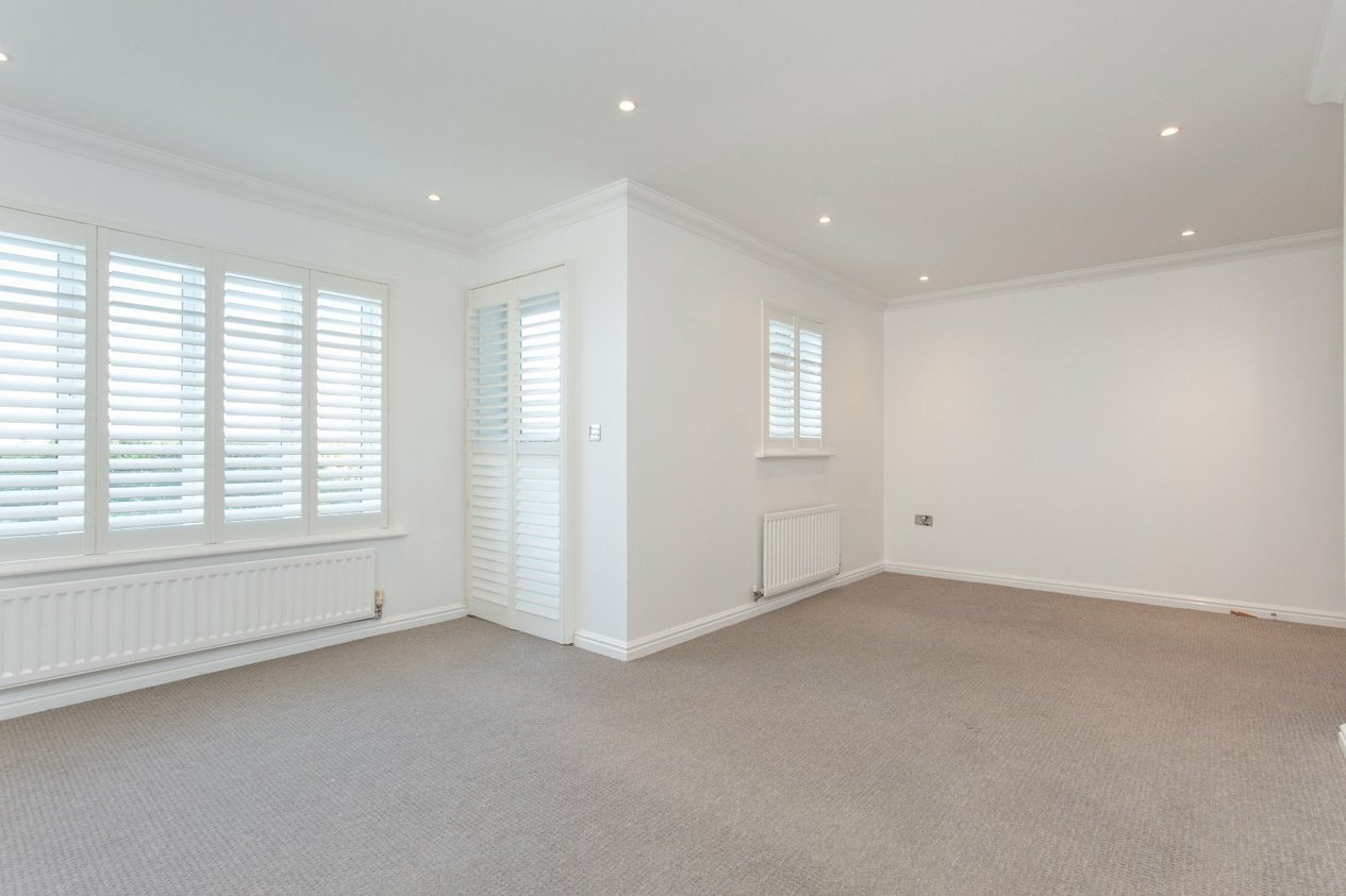 Properties For Sale in Marine Parade Whitstable