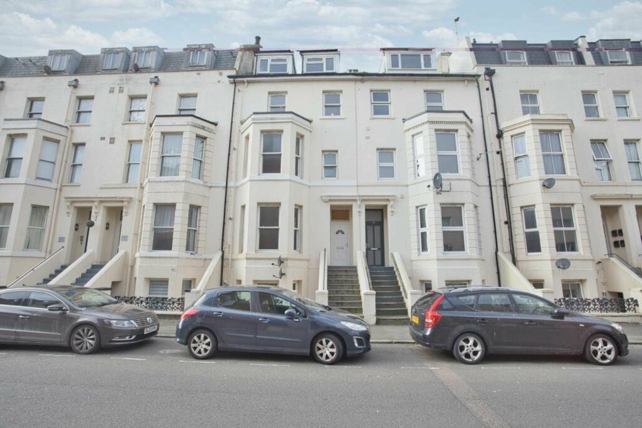 Properties Under Offer in Marine Terrace Folkestone