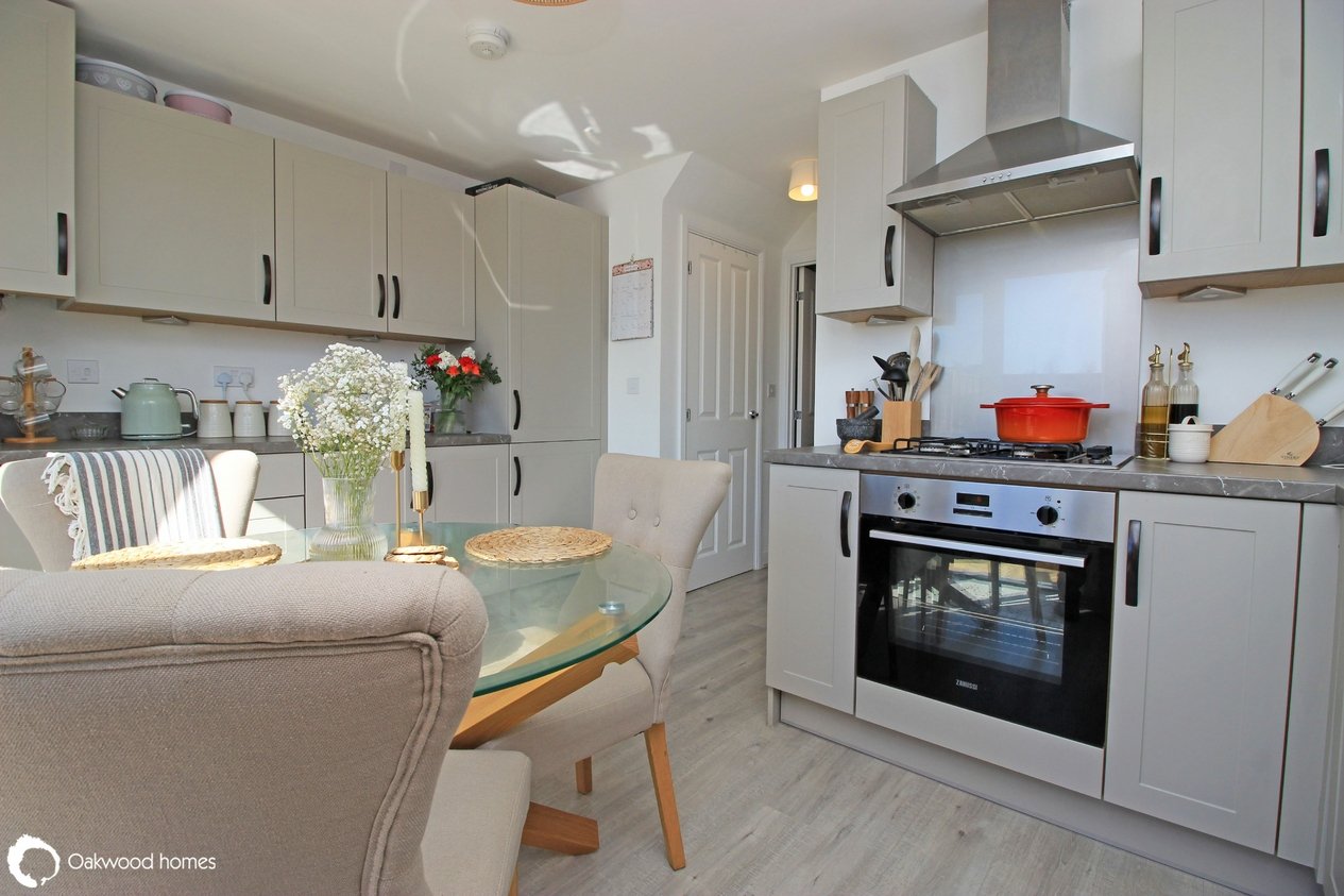 Properties Under Offer in Market Garden Close 