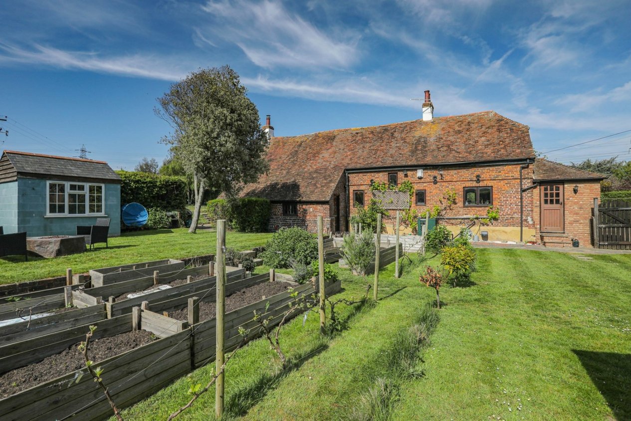 Properties For Sale in Marley Lane Finglesham