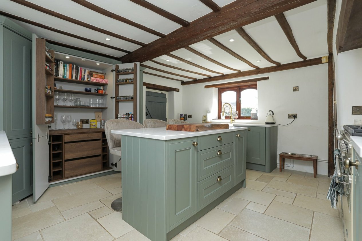 Properties For Sale in Marley Lane Finglesham