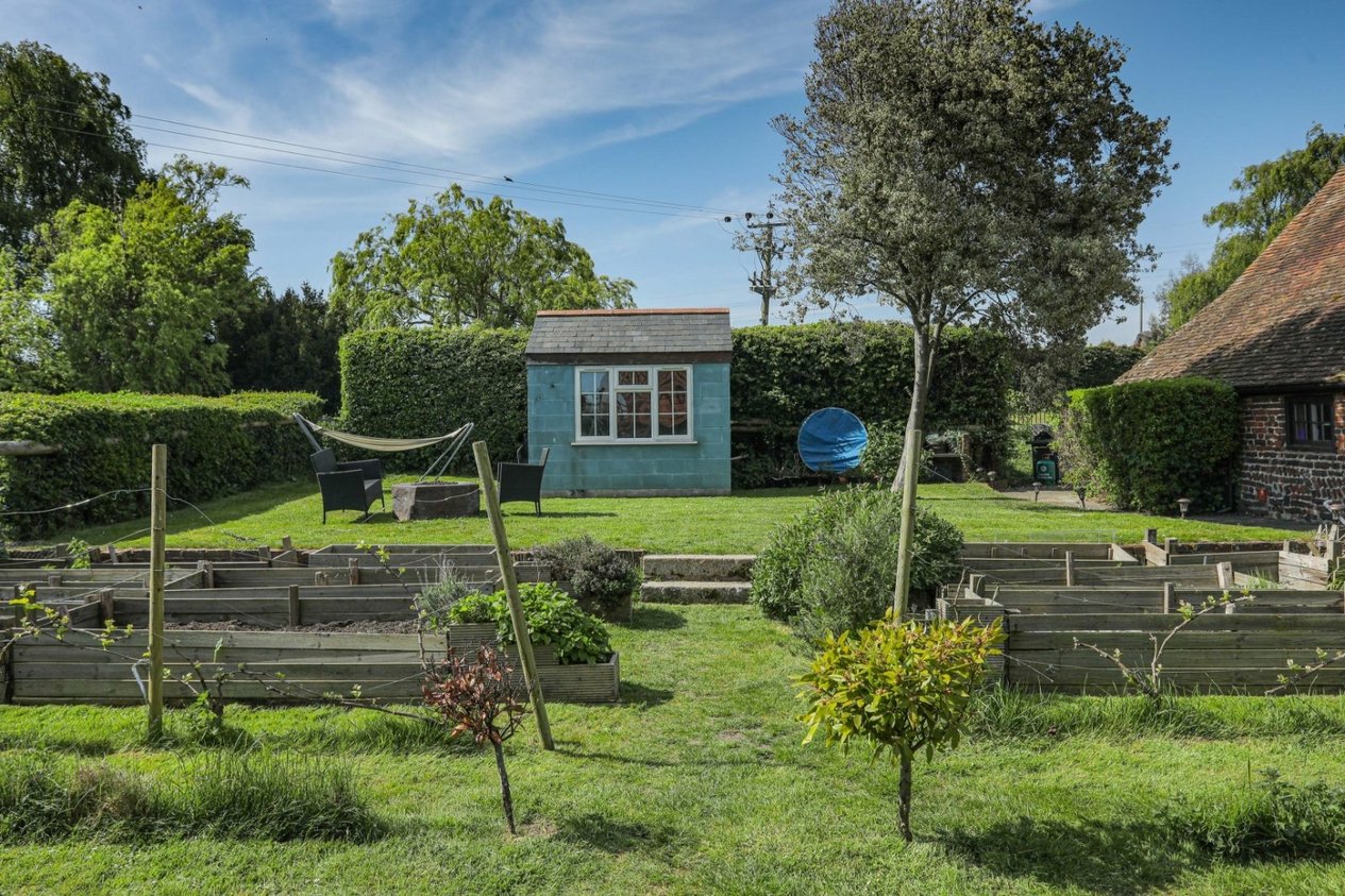Properties For Sale in Marley Lane Finglesham