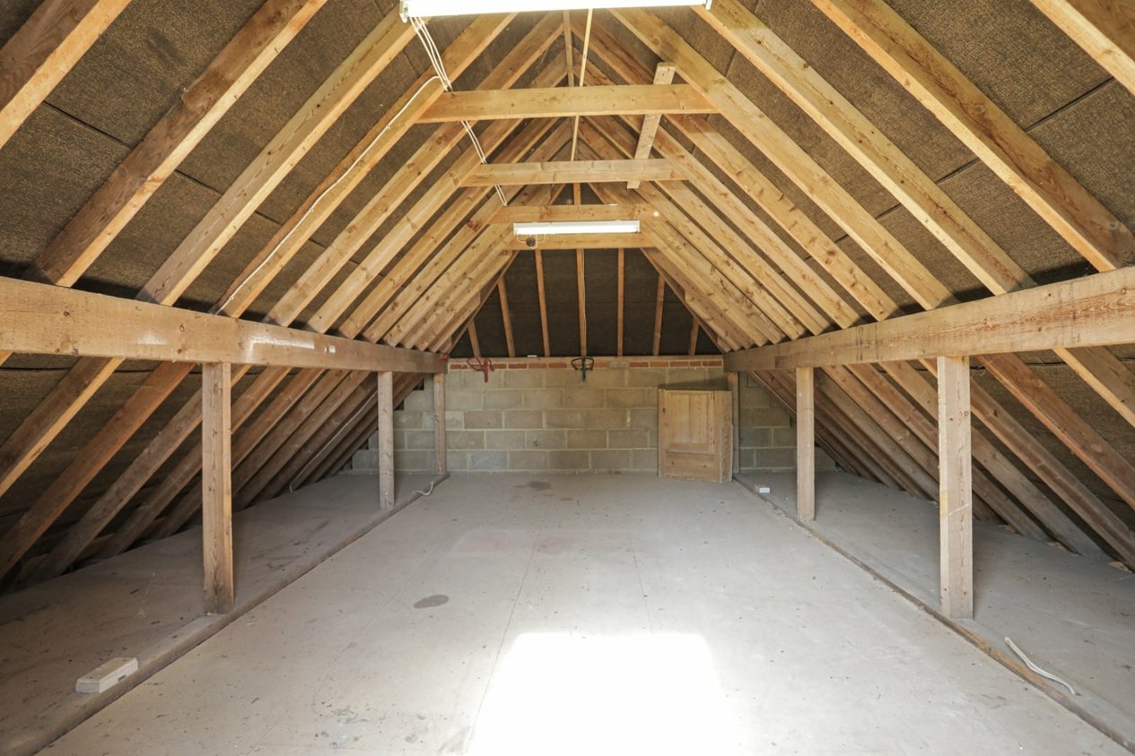 Properties For Sale in Marley Lane Finglesham