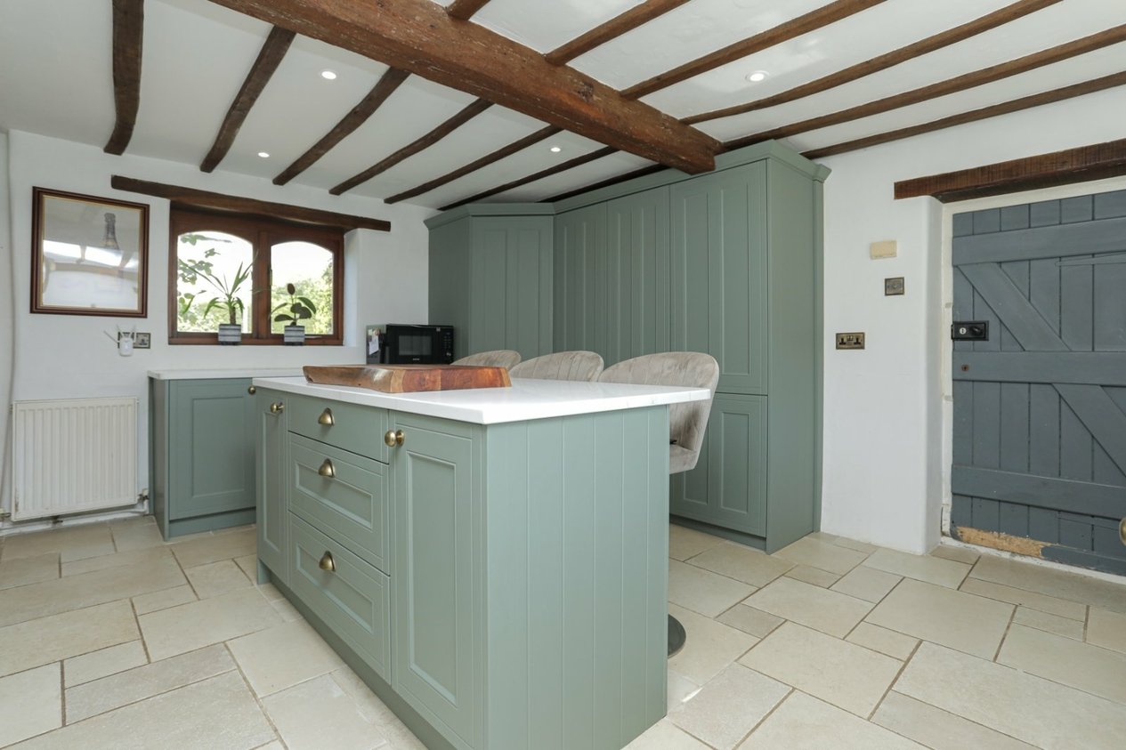 Properties For Sale in Marley Lane Finglesham