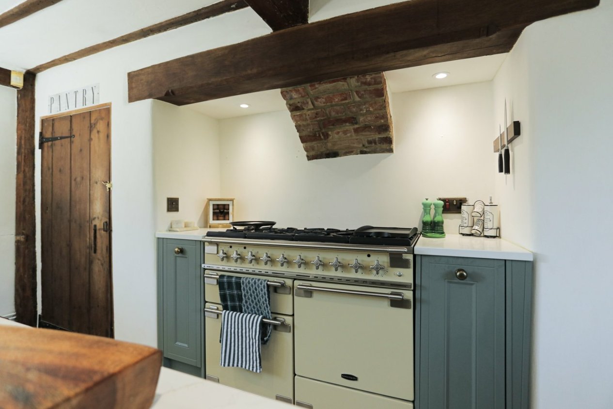 Properties For Sale in Marley Lane Finglesham
