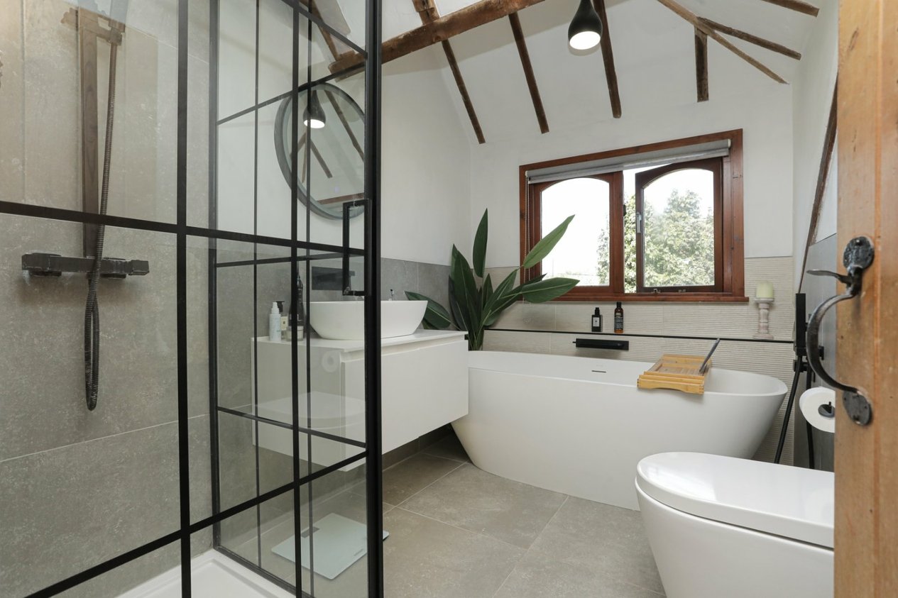 Properties For Sale in Marley Lane Finglesham
