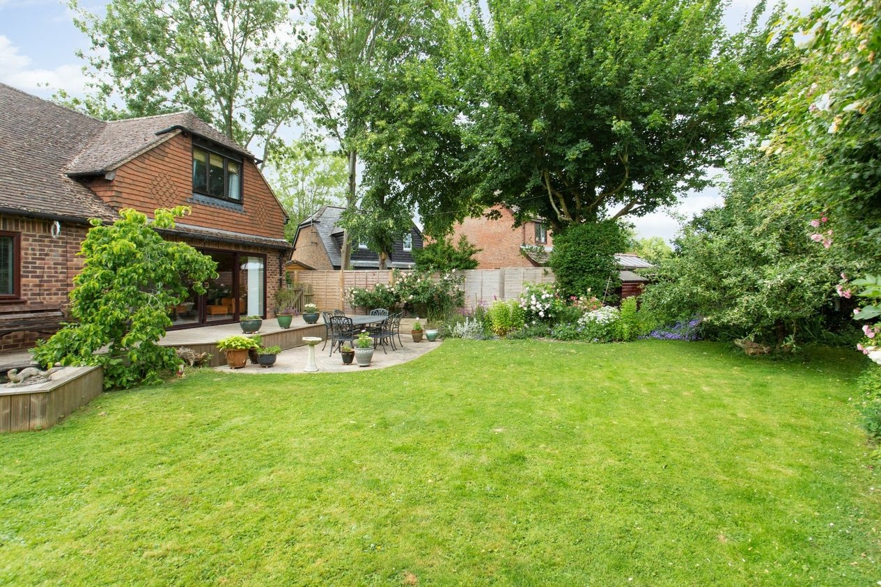 Properties For Sale in Marsh Road Hamstreet