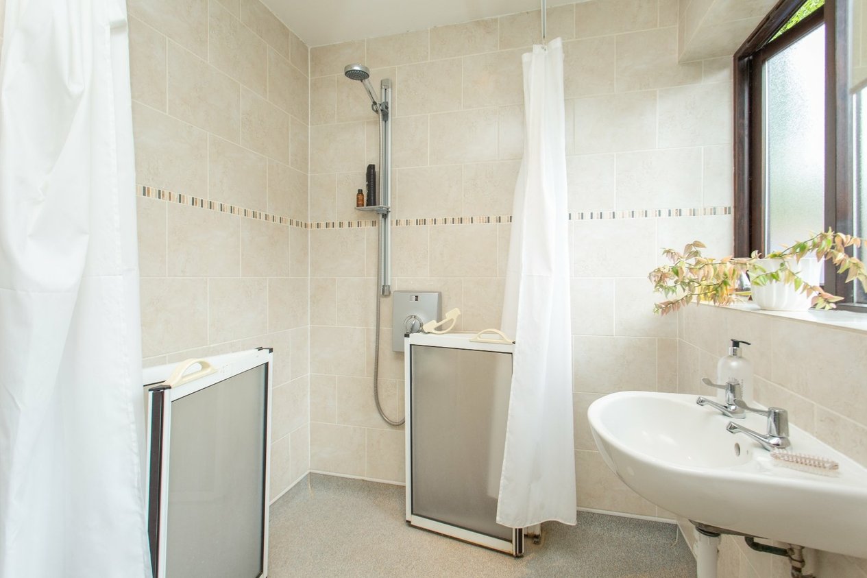 Properties For Sale in Marsh Road Hamstreet
