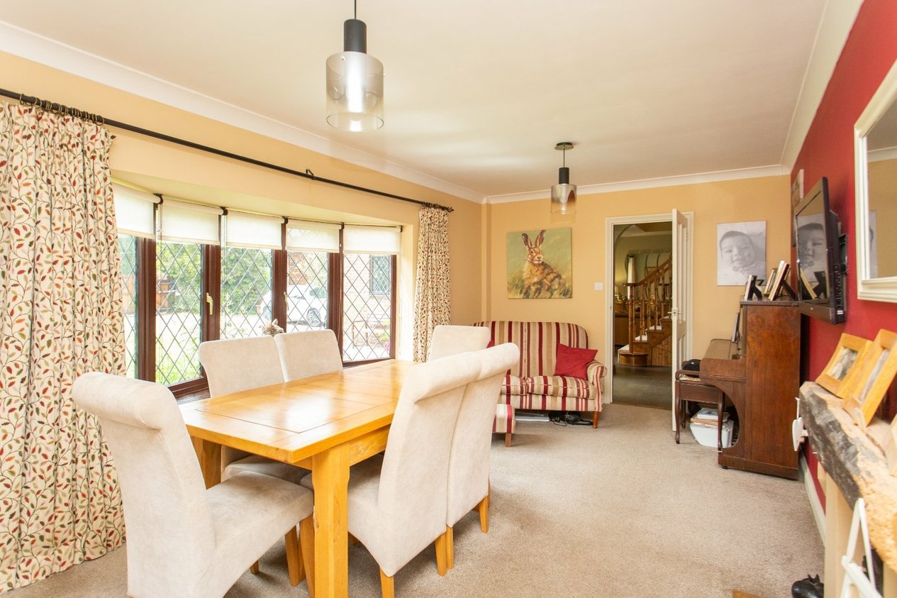Properties For Sale in Marsh Road Hamstreet