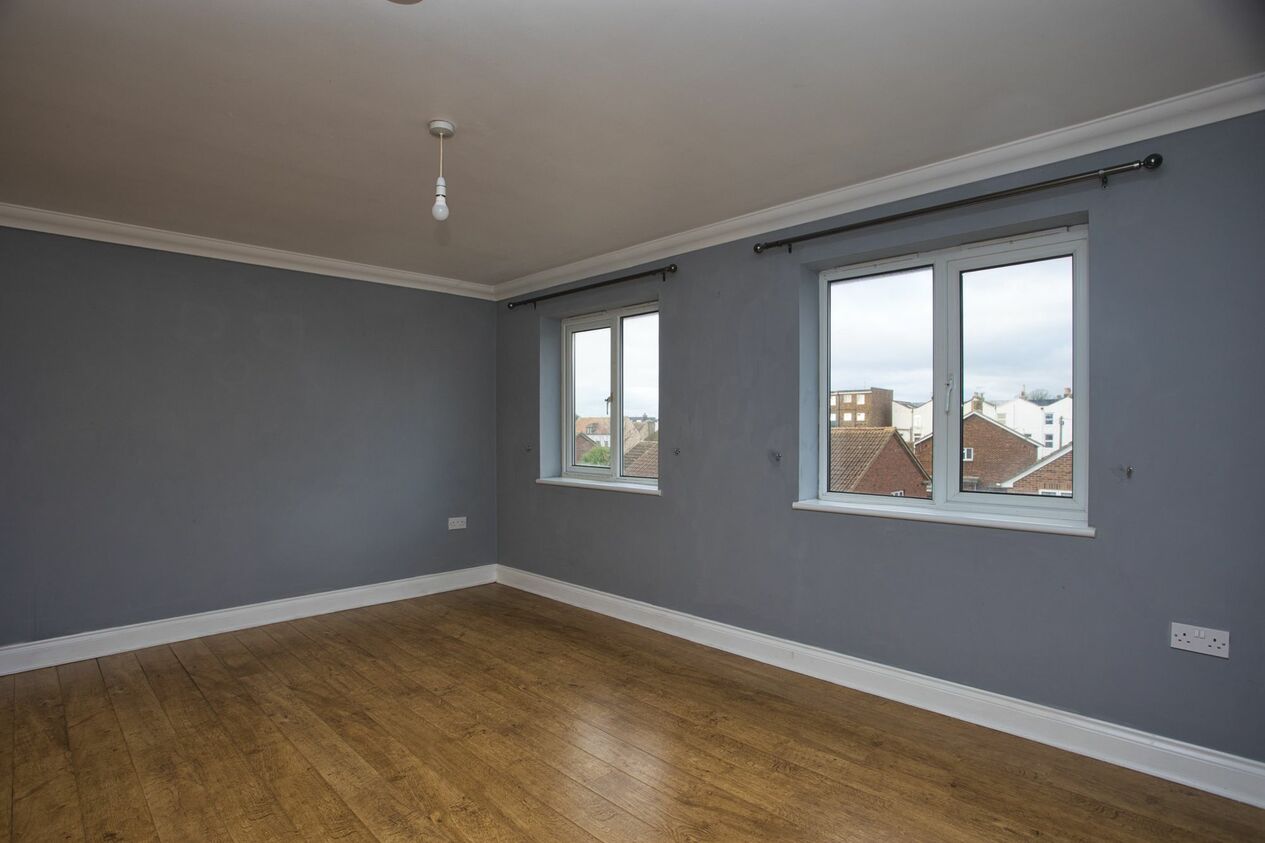 Properties Sold Subject To Contract in Martello Road  Martello Court Martello Road