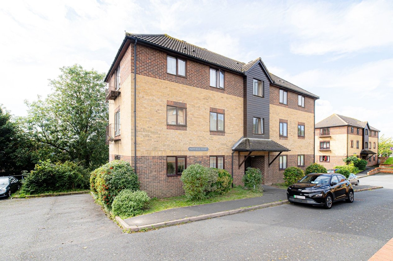 Properties Sold Subject To Contract in Mayfield Avenue  Mayfield Court Mayfield Avenue