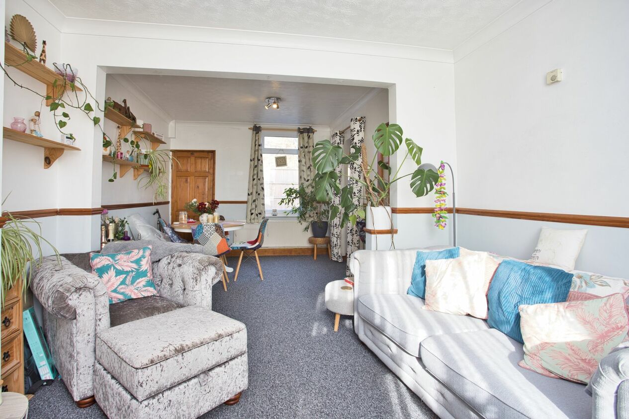 Properties Sold Subject To Contract in Mead Road  Folkestone