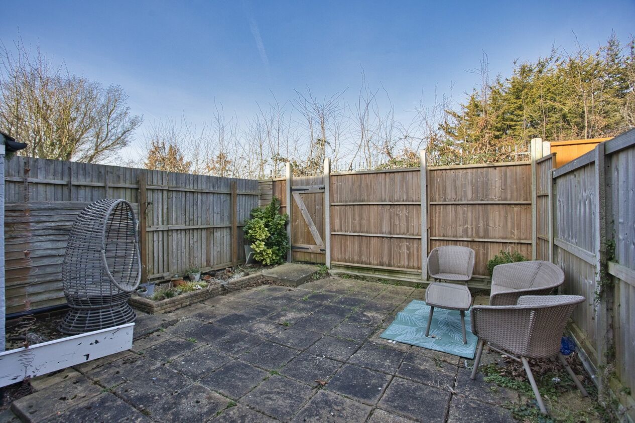 Properties Sold Subject To Contract in Mead Road  Folkestone